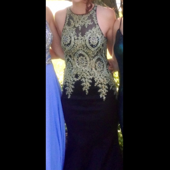 Mori Lee Gown - Picture 16 of 16